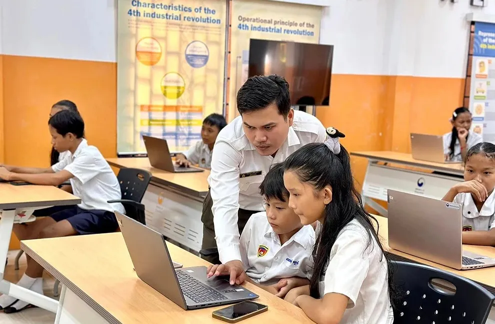 ហេតុអ្វីកម្ពុជានៅលេខ៨១ ក្នុងរង្វាយតម្លៃ PISA ឆ្នាំ២០២២ ទោះ​ជាមានកំណែទម្រង់វិស័យអប់រំឆ្នាំ២០១៤?