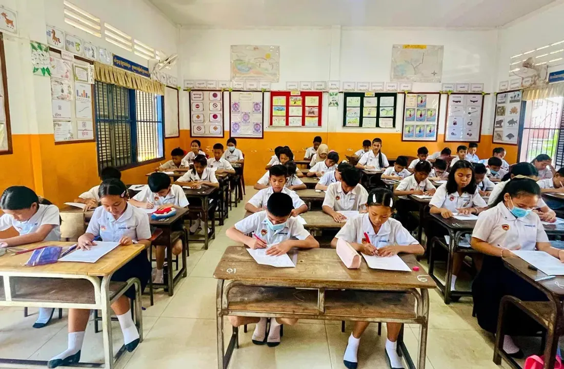 អ្នកជំនាញអប់រំគាំទ្រទិសដៅបន្ថែមម៉ោងសិក្សានៅសាលារដ្ឋដល់៦ម៉ោងក្នុងមួយថ្ងៃ តែស្នើសុំឱ្យមានធនធានគ្រប់គ្រាន់តាមលទ្ធភាពសាលា