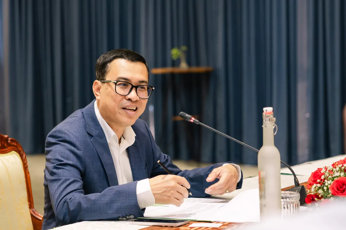 រាជរដ្ឋាភិបាល ន...