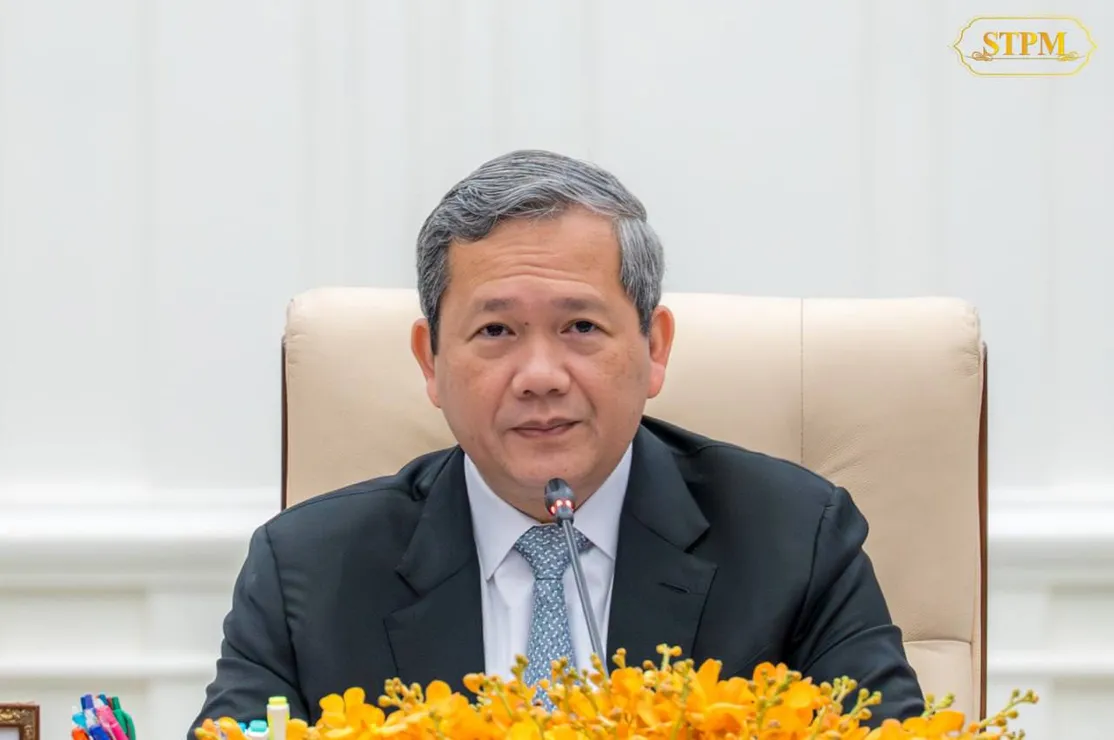 សម្តេចធិបតីនឹងដ...