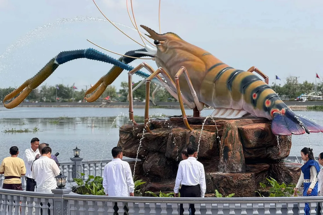 រូបសំណាកបង្កងទឹ...
