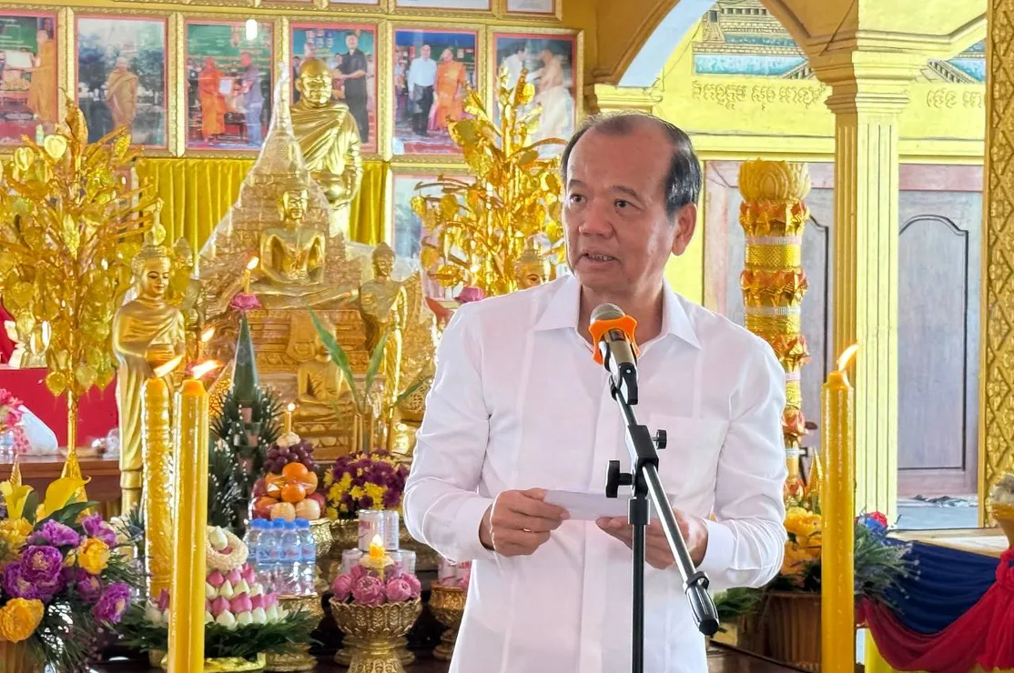ឯកឧត្តម ជា វ៉ាន...