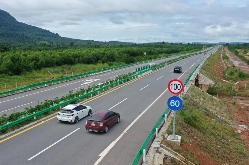 វៀតណាម ស្នើគម្រោងតភ្ជាប់ផ្លូវល្បឿនលឿនពីក្រុងហូជីមិ