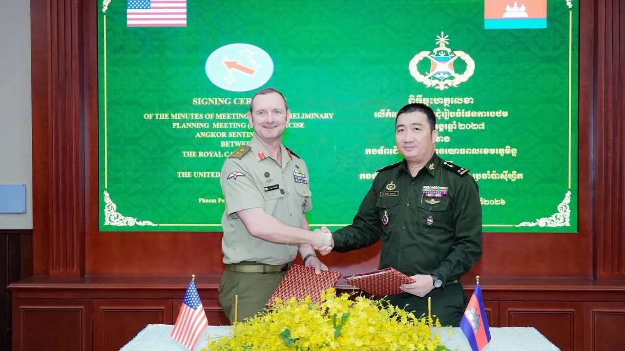 🇰🇭🤝🇺🇸 កម្ព...