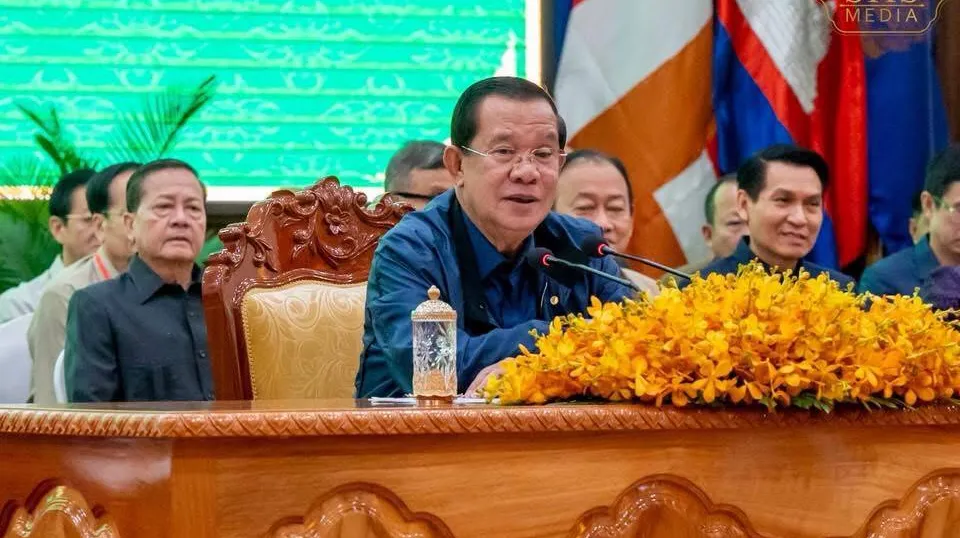 សម្តេចតេជោ ហ៊ុន...