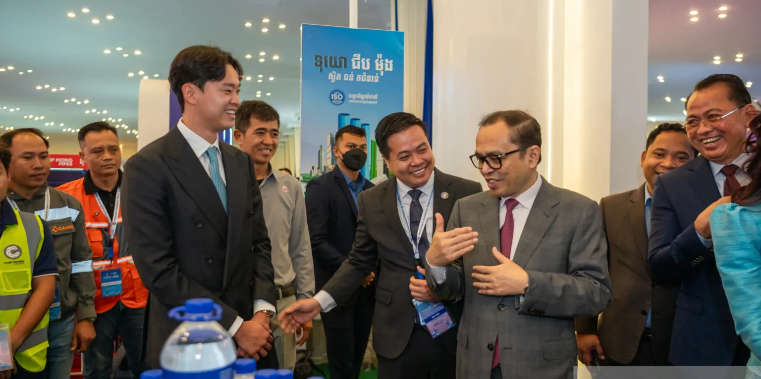 ជីប ម៉ុង គាំទ្រ និងអភិវឌ្ឍទៅលើវិស័យបច្ចេកវិទ្យា នវានុវត្តន៍ និងវិទ្យាសាស្ត្រ - AMS Article Thumbnail