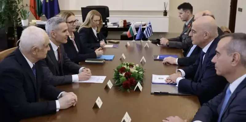 ប៊ុលហ្គារី និងក្រិក ប្តេជ្ញាកសាងកិច្ចសហប្រតិបត្តិការដើម្បីធានាសន្តិសុខតំបន់ប៉ែកខាងកើតណាតូ - AMS Article Thumbnail