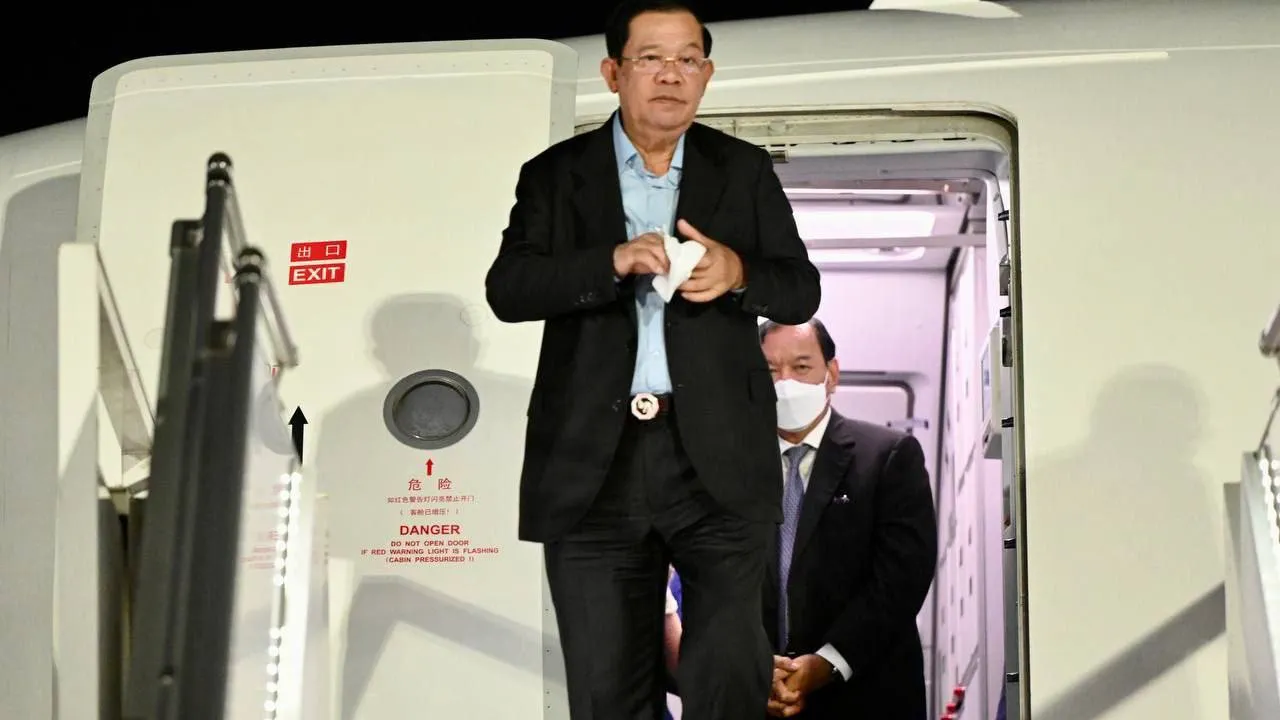 ក្រសួងសុខាភិបាលបញ្ជាក់ថា ប្រតិភូដែលបានអមដំណើរសម្ដេចតេជោ ហ៊ុន សែន ជាង ៤០នាក់មិនមានវិជ្ជមានកូវីដ១៩