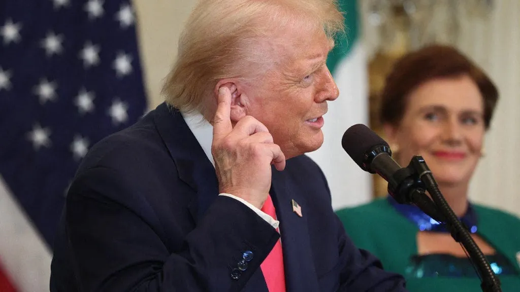 លោក Trump ឲ្យបញ្ចប់គម្រោងផ្ទះសមរម្យ ដល់ប្រជាជនអាមេរិកក្រៗ