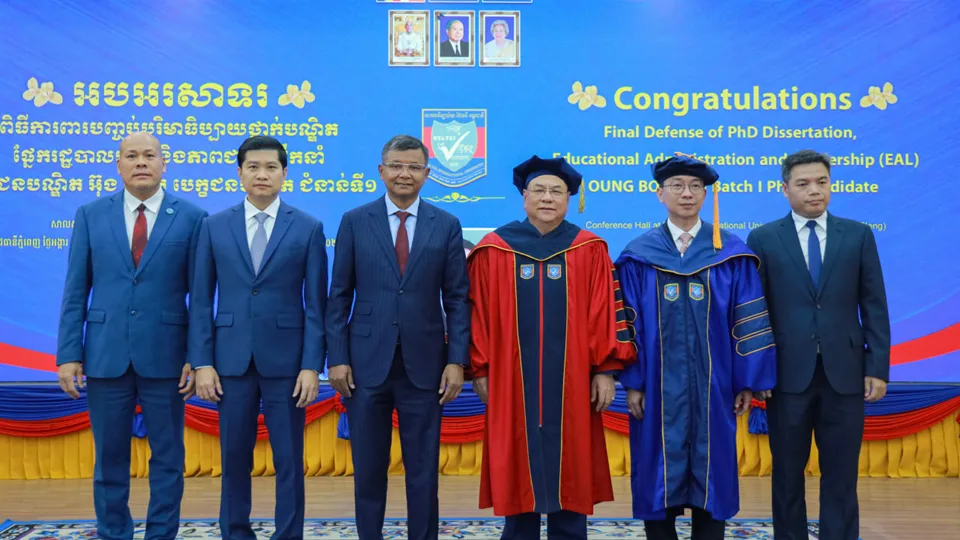 រដ្ឋមន្ត្រីក្រសួងអប់រំ សាទរចំពោះ បេក្ខជនបណ្ឌិត របស់សាកលវិទ្យាល័យ ប៊ែលធីអន្តរជាតិ ថាមានលក្ខណៈវិទ្យាសាស្ត្រ និងជាធនធានមនុស្សកម្ពុជា