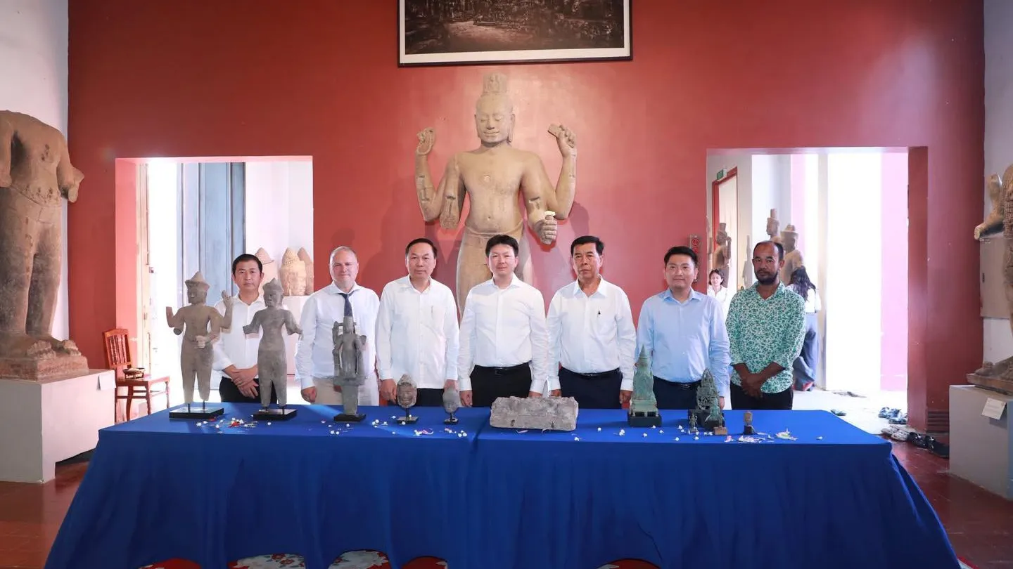 វត្ថុបុរាណខ្មែរចំនួន២០រូប បានត្រឡប់មកកម្ពុជាវិញ ប៉ុន្តែការស្រាវជ្រាវ​ពីមូលហេតុនៃការនាំចេញកំពុងបន្ត