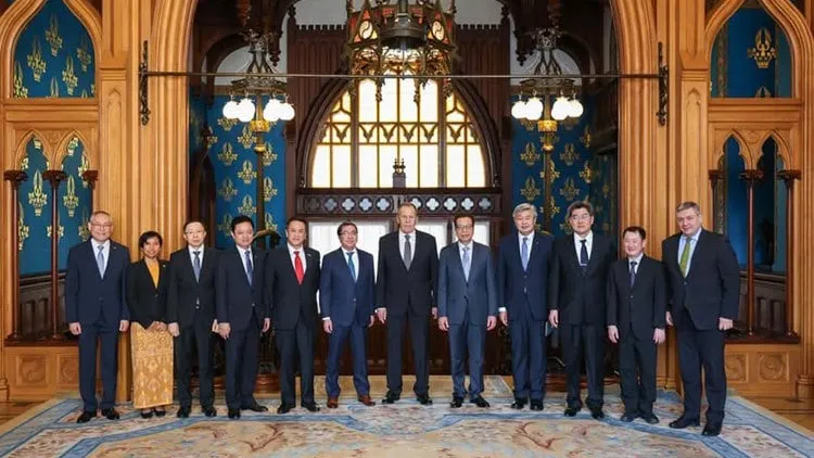 រុស្ស៊ី ធានាជួយបំពេញតម្រូវការប្រេងបន្ទាន់ឲ្យបណ្តាប្រទេសអាស៊ាន