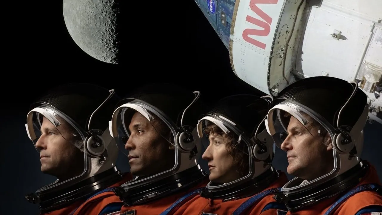 ទីបំផុត អវកាសយានិក NASA ទាំង ៤ រូប វិលមកផែនដីវិញដោយសុវត្ថិភាព