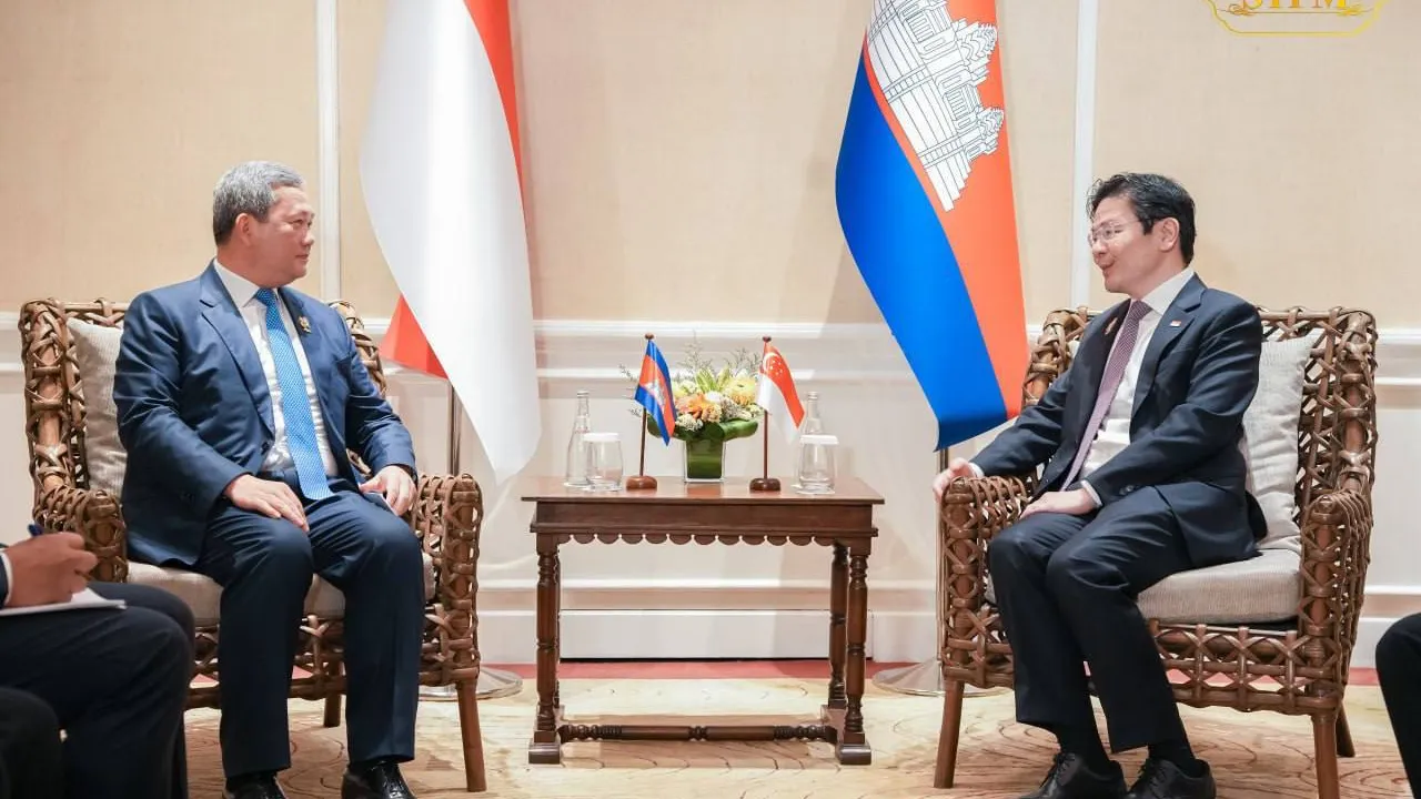 កម្ពុជា-សិង្ហបុរី ប្ដេជ្ញាបន្តជំរុញសន្ទុះនៃទំនាក់ទំនង និងកិច្ចសហប្រតិបត្តិការដ៏ជិតស្និទ្ធនេះ ឱ្យកាន់តែរឹងមាំ