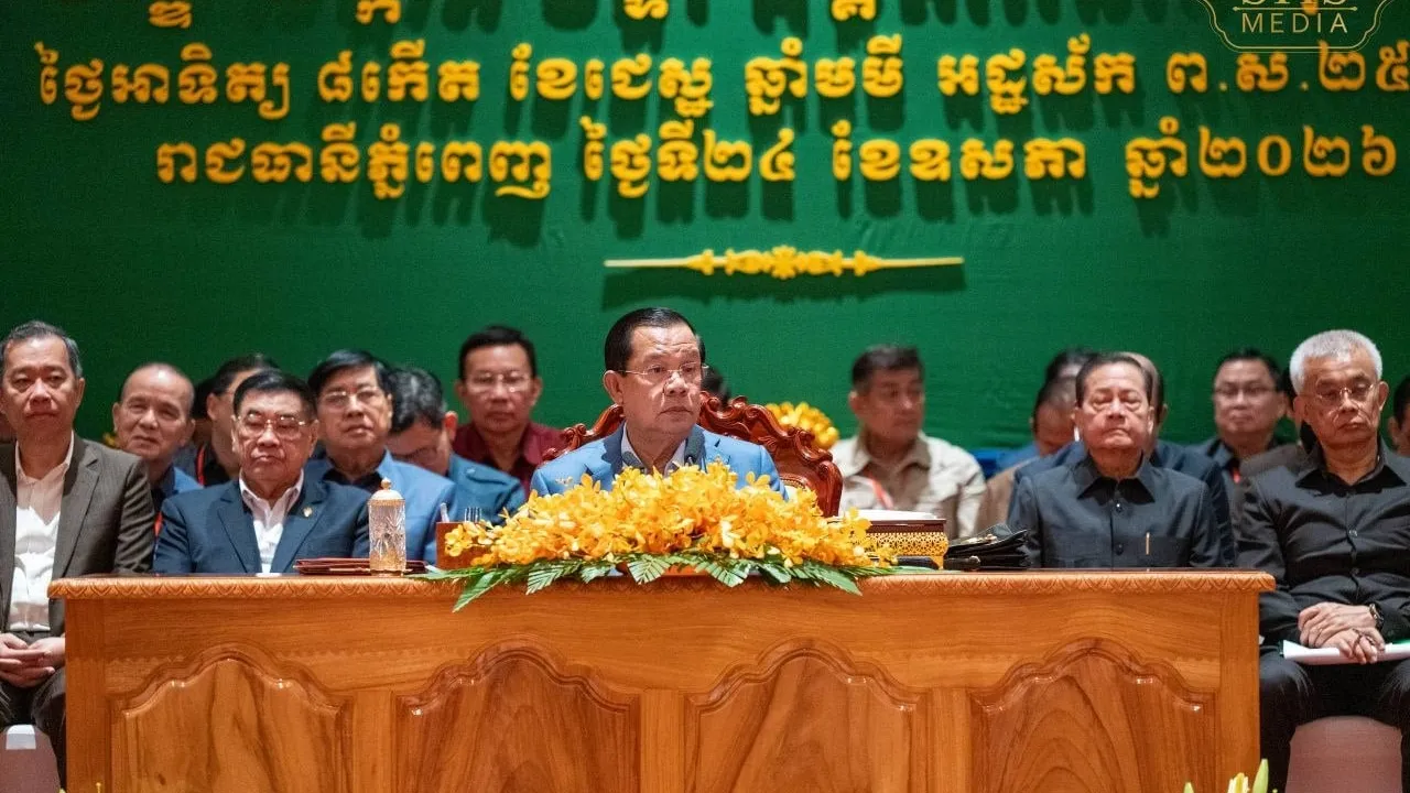 សម្ដេចតេជោ៖ ការបង្ក្រាបការឆបោកតាមអនឡាញ ត្រូវដើរទន្ទឹមនឹងការបង្ក្រាបនិងបោសសម្អាតមន្ត្រីដែលពាក់ព័ន្ធ