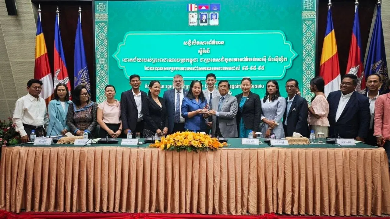 កម្ពុជាក្លាយជាប្រទេសដំបូងគេនៅអាស៊ី និងប៉ាស៊ីហ្វិក សម្រេចគោលដៅសកលមេរោគអេដស៍ ៩៥-៩៥-៩៥