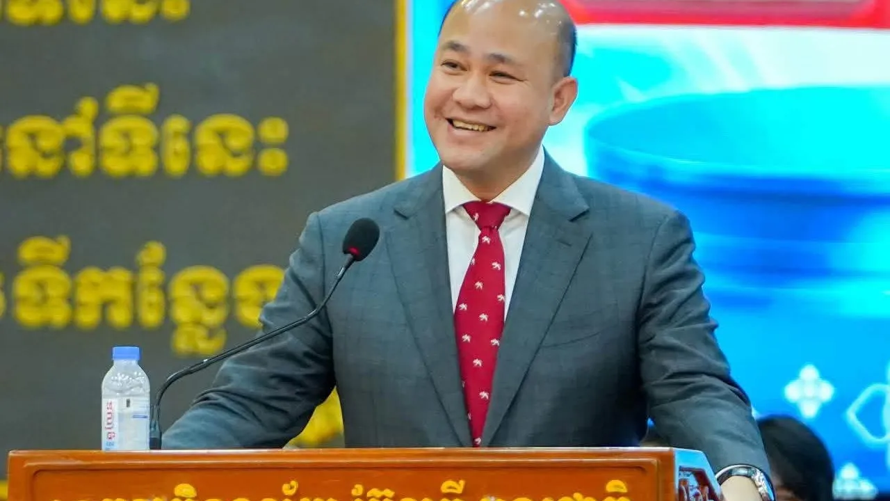 ឯកឧត្តម ឧបនាយករដ្ឋមន្ត្រី ហ៊ុន ម៉ានី ស្នើដល់វិស័យអប់រំឯកជន សហការ គ្រប់ស្ថាប័នពាក់ព័ន្ធ ដើម្បីបណ្តុះបណ្តាលធនធានមនុស្សប្រកបដោយគុណភាព