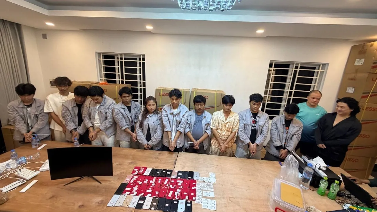 បង្ក្រាបទីតាំងឆបោកអនឡាញនៅខណ្ឌឫស្សីកែវ ឃាត់ខ្លួនជនបរទេស ១៣នាក់
