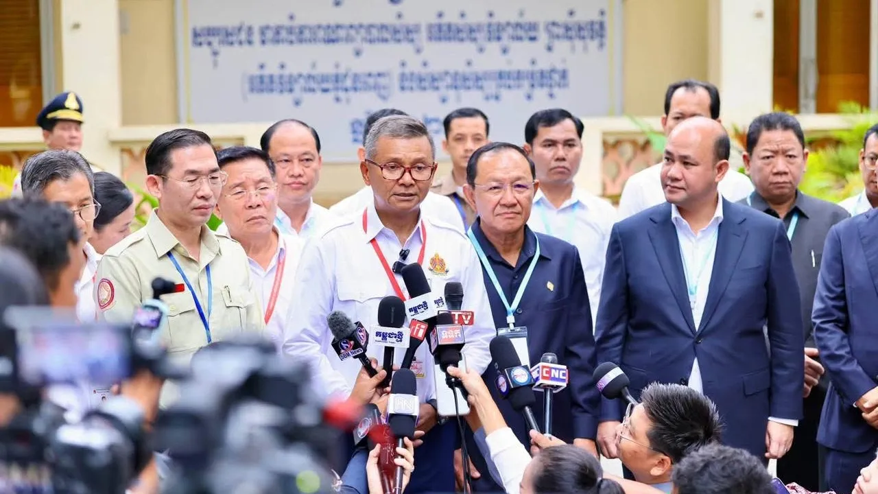ក្រសួងអប់រំ ព្រមានចាត់វិធានការលើបុគ្គលដែលថតបង្ហោះចែកចាយវិញ្ញាសាប្រឡងបាក់ឌុប