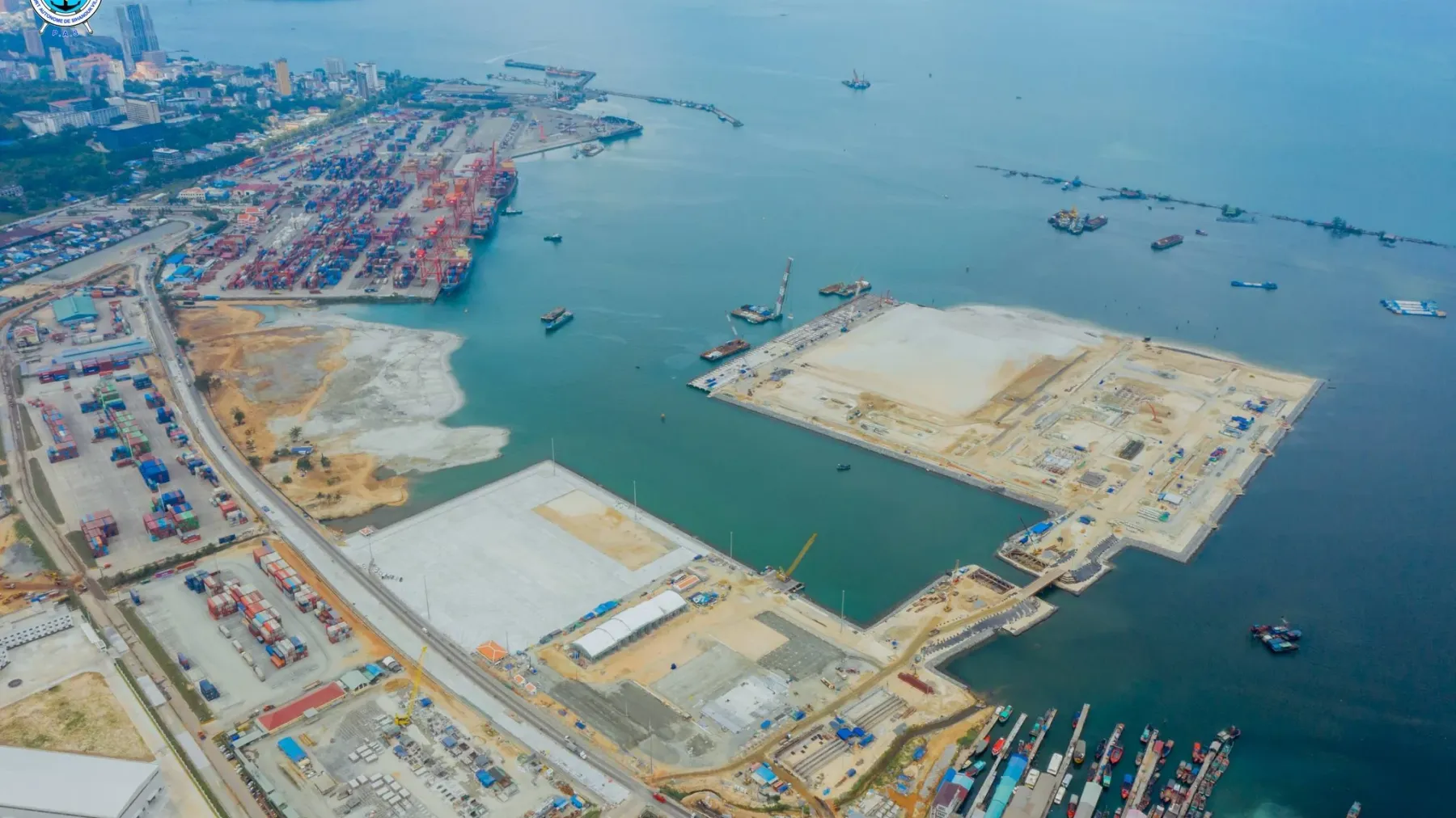 វត្តមានចំណតផែកុងតឺន័រទឹកជ្រៅថ្មីជំហានទី១ ជួយកាត់បន្ថយតម្លៃដឹកជញ្ជូនតាមផ្លូវទឹកប្រមាណ២០០ដុល្លារ ក្នុងមួយធីអីយូ