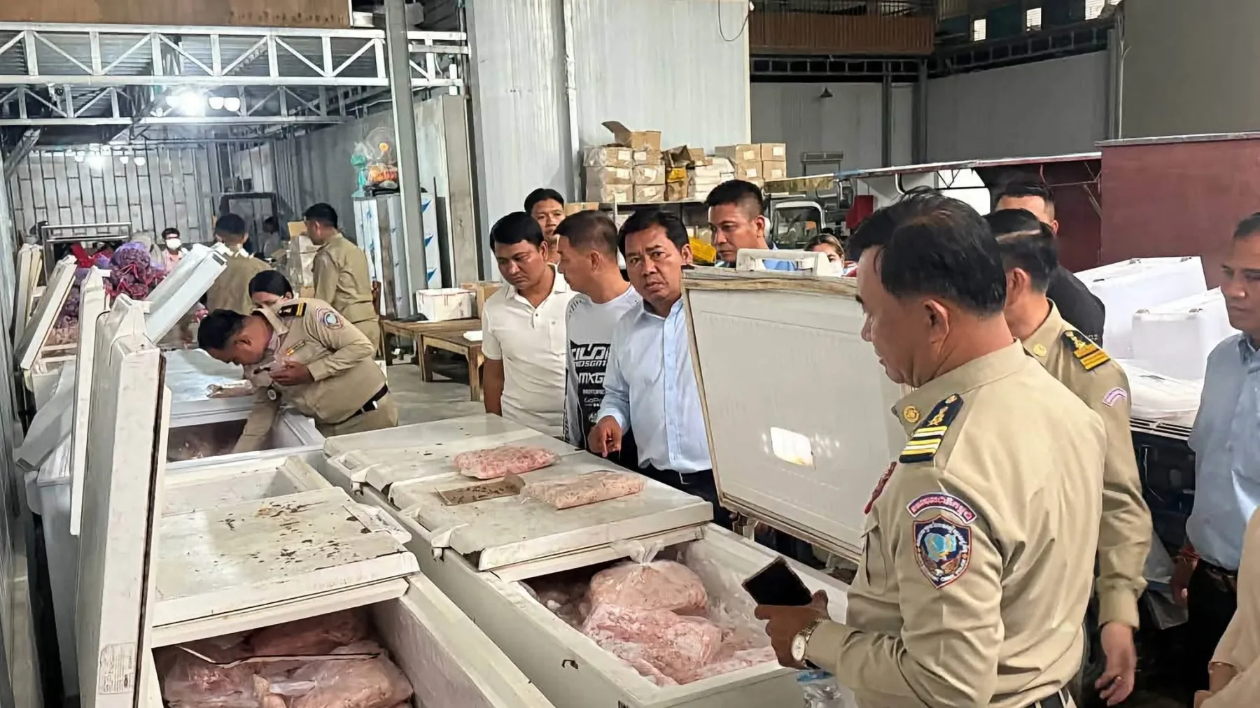 វិភាគ៖ កម្ពុជាបង្កើនយុទ្ធនាការប្រឆាំងទំនិញខុសច្បាប់ពីថៃ អាចបង្កសម្ពាធសេដ្ឋកិច្ចថៃ  