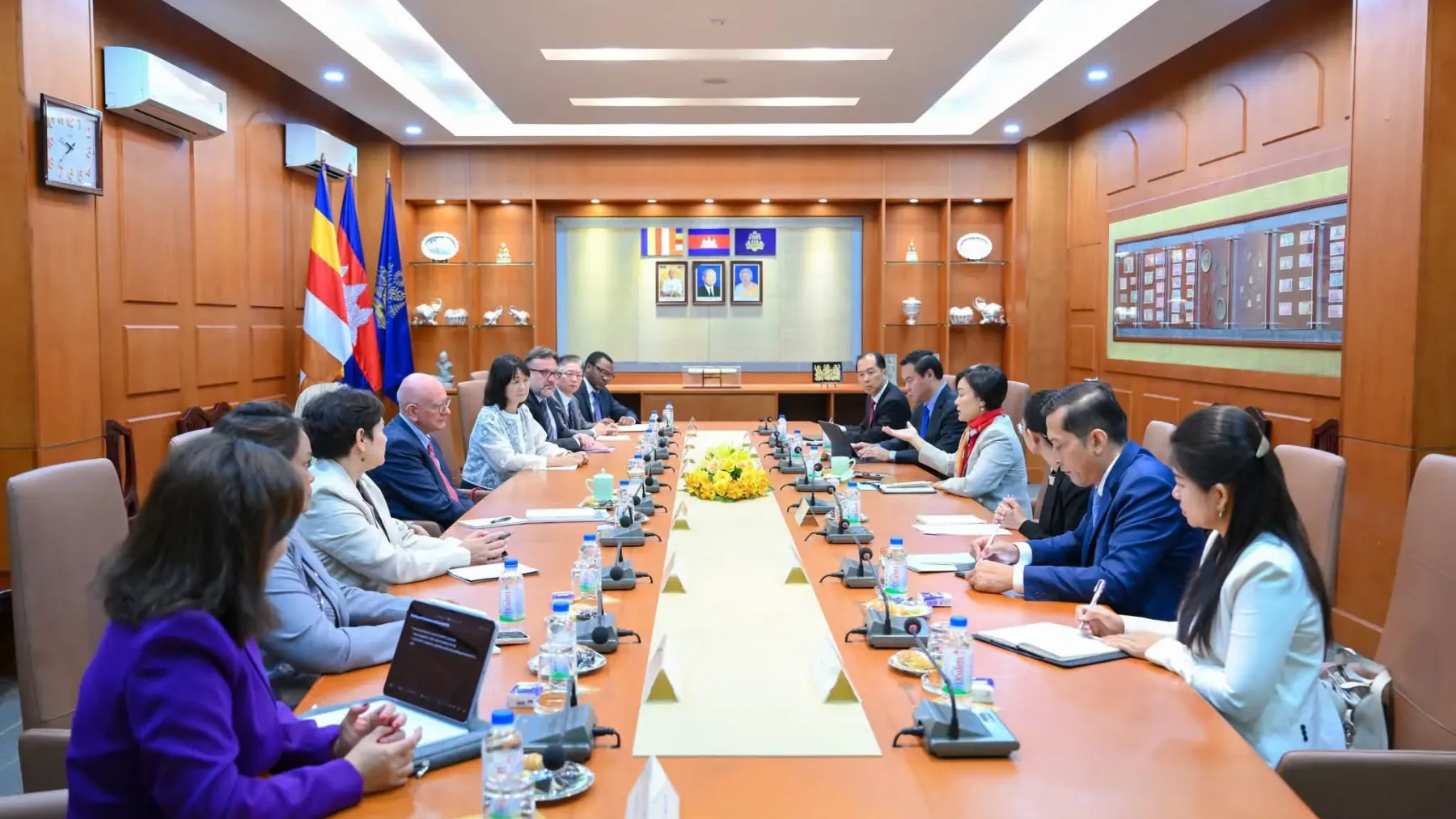 សាជីវកម្មហិរញ្ញវត្ថុអន្តរជាតិ បន្តគាំទ្រវិស័យហិរញ្ញវត្ថុនៅកម្ពុជា