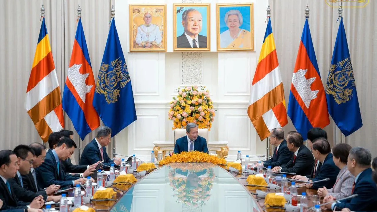 ក្រុមហ៊ុន​ ​២០​ ​ពី​ហុងកុង​ ក្វាង​ទុង​ ​និង​ម៉ាកាវ ​សម្លឹង​រក​ឱកាស​វិនិយោគ​ក្នុង​វិស័យ​សក្តានុពល​នៅ​កម្ពុជា​