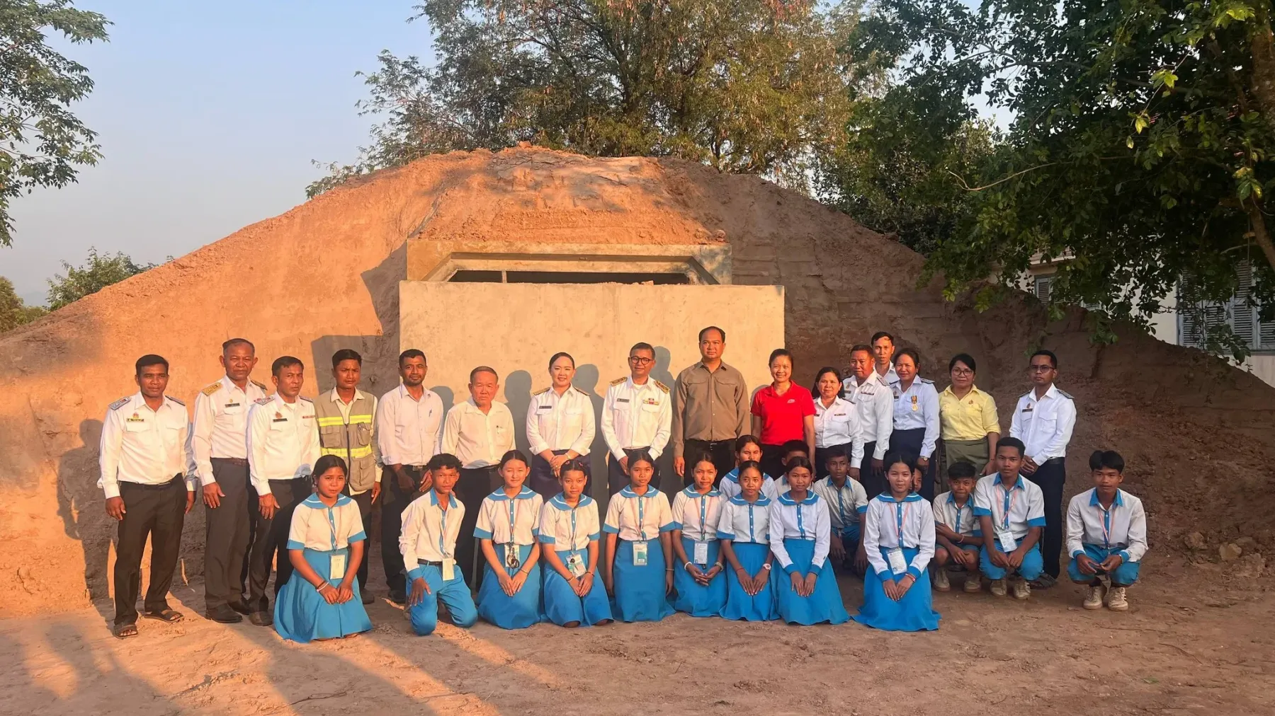 ក្រសួងអប់រំកំពុងសាងសង់លេណដ្ឋាន​ពហុបំណង នៅទីតាំងសាលារៀនមួយចំនួនក្នុងតំបន់ព្រំដែន ដើម្បីការពារសុវត្ថិភាពគ្រូ និងសិស្ស ករណីមានហេតុការណ៍អាសន្ន