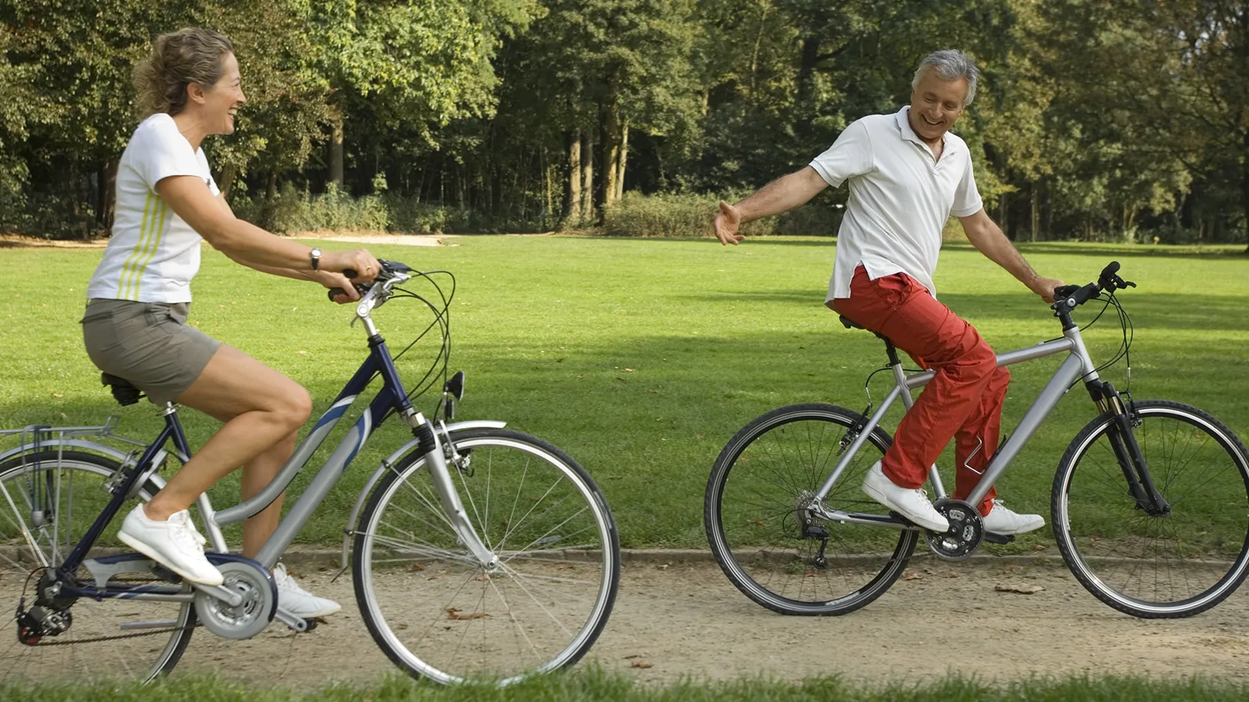 តើការដើរ និងការជិះកង់ មួយណាផ្ដល់ផលល្អជាងសម្រាប់សុខភាព?