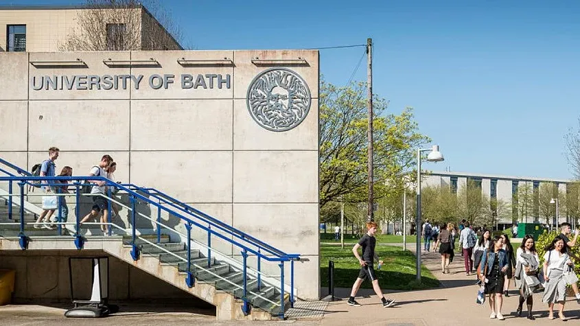 អាហារូបករណ៍ ទៅសិក្សានៅ University of Bath ប្រទេស​អង់គ្លេស
