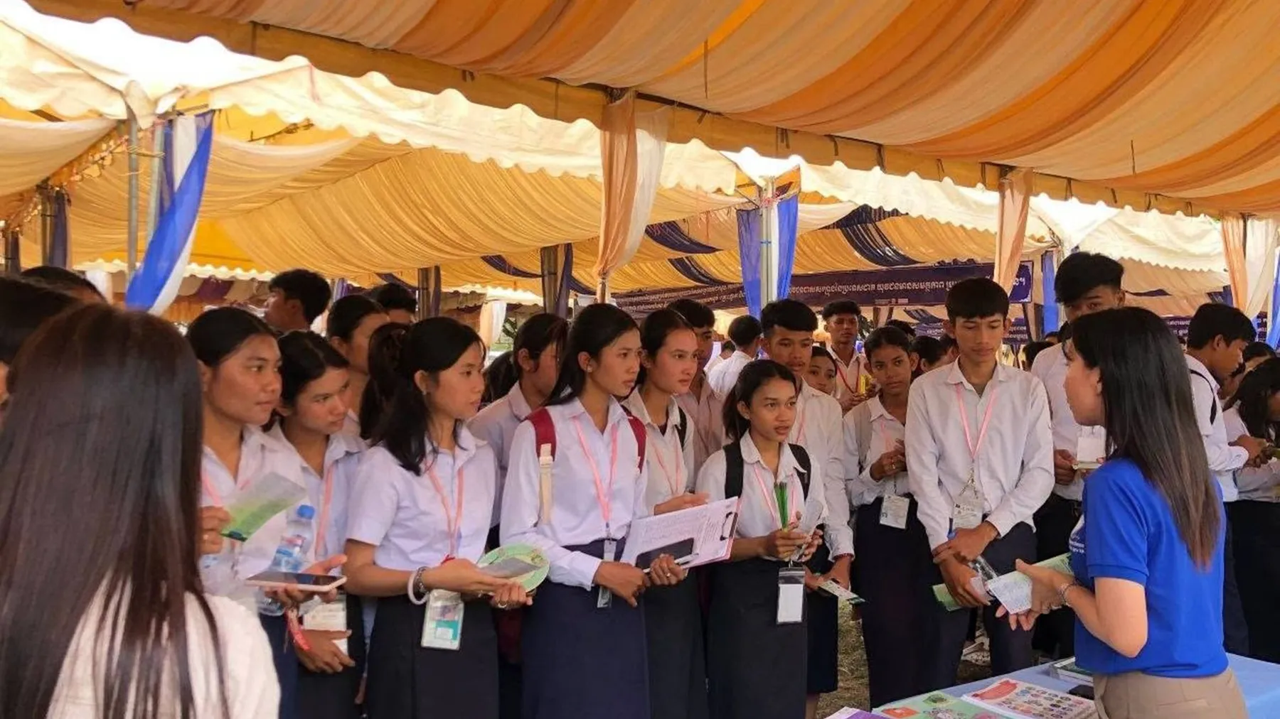 មនុស្សពេញវ័យធ្វើការនៅកម្ពុជា នឹងកើនឡើងខ្លាំង នៅរយៈពេល១៧ឆ្នាំខាងមុខនេះ
