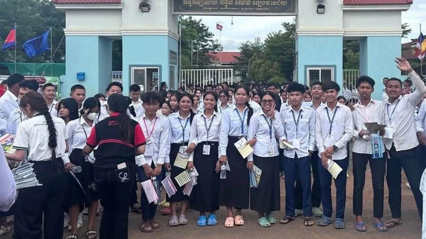 បេក្ខជន​បាក់ឌុប​ត្រៀមខ្លួន​ជ្រើសរើស​ជំនាញ​សិក្សា​បន្ត ​ខណៈ​អ្នកឃ្លាំមើល​សង្គម​ស្នើ​ឱ្យ​ជ្រើសរើស​តាម​ឧបនិស្ស័យ​ និង​សមត្ថភាព​