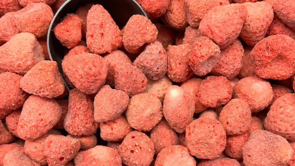 ក្រុមហ៊ុនមួយនៅចិន សារភាពថា ស្ត្របឺរីក្រៀមរបស់ខ្លួន មានផ្ទុកថ្នាំសម្លាប់សត្វល្អិត ២០ ប្រភេទ និងលោហៈធ្ងន់លើសកម្រិតកំណត់