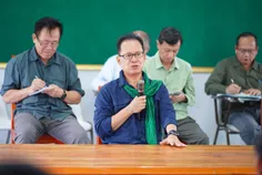 រដ្ឋមន្ត្រ - Thumbnail