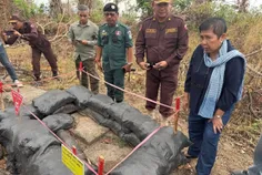 អ្នកជំនាញ៖ - Thumbnail