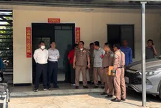 ក្រសួងបរិស - Thumbnail