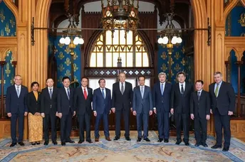 រុស្ស៊ី ធានាជួយបំពេញតម្រូវការប្រេងបន្ទាន់ឲ្យបណ្តាប្រទេសអាស៊ាន - AMS Article Thumbnail