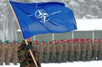 NATO ប្រកាសត្រៀមខ្លួនឆ្លើយតបរួចរាល់ ក្រោយ អ៊ីរ៉ង់ គំរាមវាយ អាមេរិក ដល់ទឹកដីអឺរ៉ុប - AMS Article Thumbnail