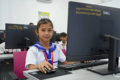 ក្រសួងប្រៃសណីយ៍ពង្រីកវិសាលភាព នៃការ​អប់រំឌីជីថល ទៅកាន់សាលាគោលដៅចំនួន១៨បន្ថែម