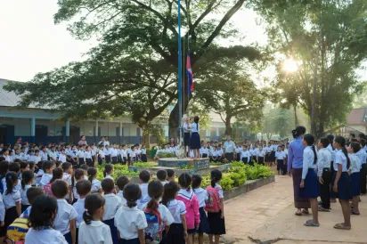 ក្រសួងអប់រំ ពង្រឹងការអនុវត្តបទបញ្ជាផ្ទៃក្នុងនៅតាមគ្រឹះស្ថានសិក្សា ដើម្បីលើក​កម្ពស់​ចរិយាសម្បទារបស់សិស្ស