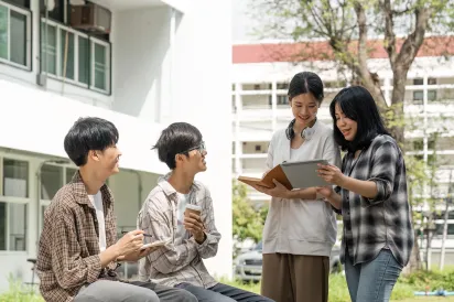 ជីវិតសាកលវិទ្យាល័យ ៖ តើការស្នាក់នៅអន្តេវាសិកដ្ឋាន និងជួលផ្ទះស្នាក់នៅខាងក្រៅ មួយណាជាជម្រើស?