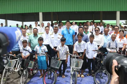 សិស្សភៀសខ្លួន​ជាង​ ១​,​៨០០​នាក់​ ​នៅ​ភូមិ​រង់ចាំ​ ​ទទួល​បាន​ការ​គាំទ្រ​ផ្នែក​អប់រំ​