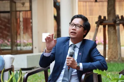 មន្រ្តីជាន់ខ្ពស់ក្រសួងអប់រំ ​អំពាវនាវ​ឱ្យ​រួមគ្នា​លុបបំបាត់​ «​មាតិកា​ពុល​» ​ដើម្បី​ការពារ​កិត្តិយស ​និង​សក្តានុពល​នៃ​វិស័យ​អប់រំ​កម្ពុជា​