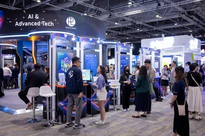ADB ៖ ប្រទេសអាស៊ាន៤ កំពុងប្រឈមគម្លាតជំនាញក្នុងវិស័យបច្ចេកវិទ្យាហិរញ្ញវត្ថុ