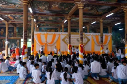 យុវជនខ្មែរ យល់ដឹងច្រើនអំពីពិធីបុណ្យភ្ជុំបិណ្ឌ និងចេះដឹងគុណឪពុកម្ដាយ