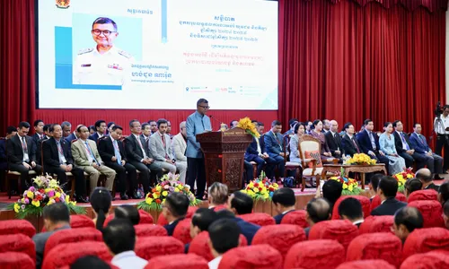 រដ្ឋមន្រ្តីអប់រំដាក់ចេញទិសដៅយុទ្ធសាស្រ្ត​ចំនួន ៤ ដើម្បីបន្ត​កែលម្អប្រព័ន្ធអប់រំកម្ពុជា មានភាពប្រកួតប្រជែងក្នុងតំបន់ និងអន្តរជាតិ