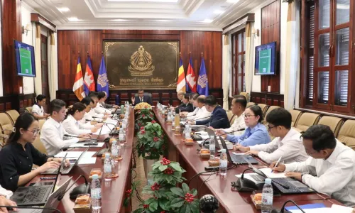 ក្រសួងអប់រំធ្វើកំណែទម្រង់កម្មវិធីសិក្សា និងសៀវភៅសិក្សា ដើម្បីលើកកម្ពស់លទ្ធផលតេស្ត PISA