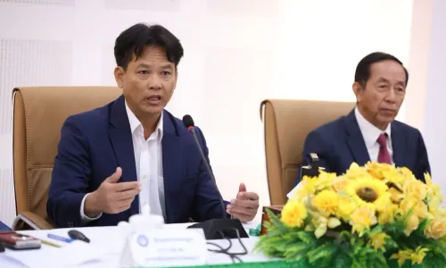 បណ្ឌិត​ ​សុខ​ ​ទូច ​៖​ ​ចង់​ឃើញ​សាលា​អន្តរជាតិ​នៅ​កម្ពុជា​ បញ្ចូល​ភាសា​ខ្មែរ​ក្នុង​កម្មវិធី​សិក្សា​