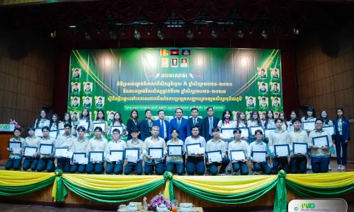 វេសឡាញ លើកទឹកចិត្តសិស្សនិទ្ទេស A និងត្រៀមសិស្សថ្នាក់ទី១២ ឆ្ពោះទៅកាន់ការសិក្សាបន្ទាប់