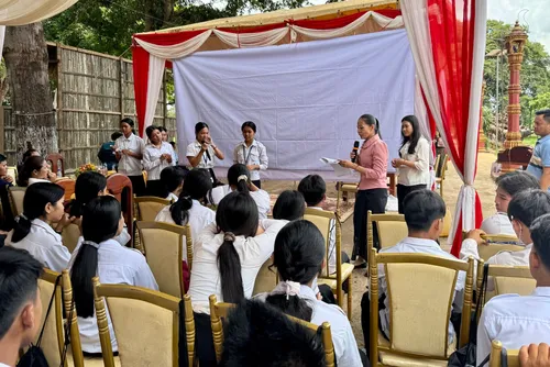 ក្រសួង​កិច្ចការ​នារី​ចុះ​អប់រំ​ហានិភ័យ​រៀបការ​វ័យ​ក្មេង​ ​ខណៈ​ខេត្ត​រតនគិរី ​មាន​អត្រា​ខ្ពស់​ជាង​គេ​